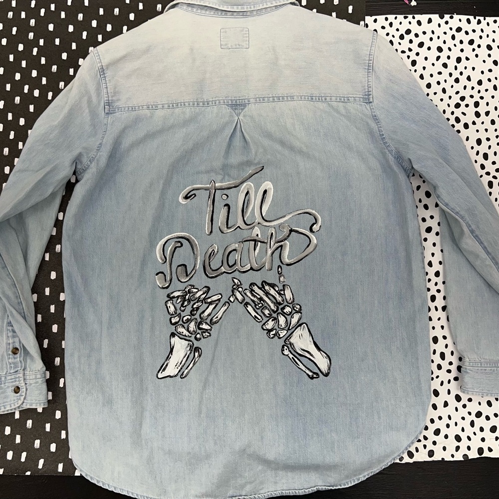 American Eagle Outfitters Light Blue Denim Shirt